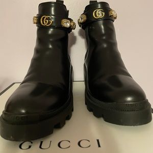 Black leather Gucci boots with exclusive Gucci made crystals on removable strap